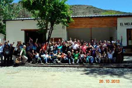 Grupo de visitantes de la Corporación Melchor Concha y Toro.