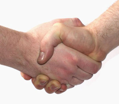Handshake : Tobias Wolter : wikimedia.org