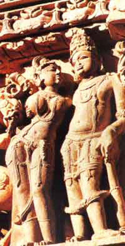 Figuras de un Khajuraho, los templos del Kama Sutra