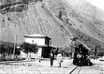 Tren Militar en Estación de El Volcán, 1925