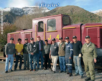 Locomotora diesel Jung J-4 restaurada y el equipo del Proyecto Ave Fénix